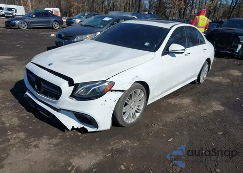 2018 Mercedes-Benz E 300 z USA, uszkodzony, nr VIN WDDZF4JB2JA306762